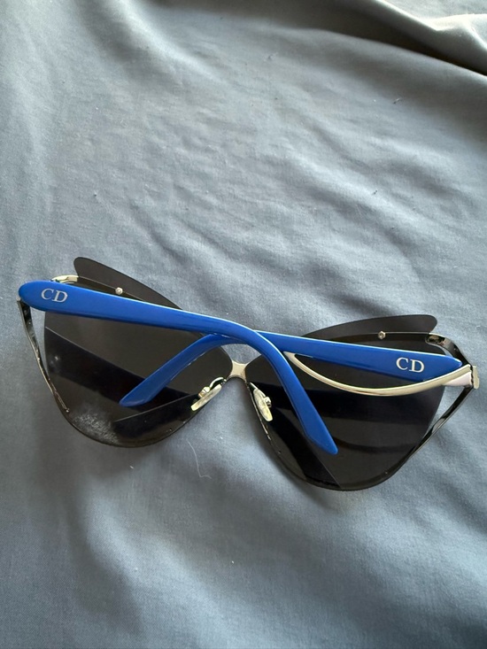 Christian Dior Audacieuse One Sunglasses - Picture 3 of 5